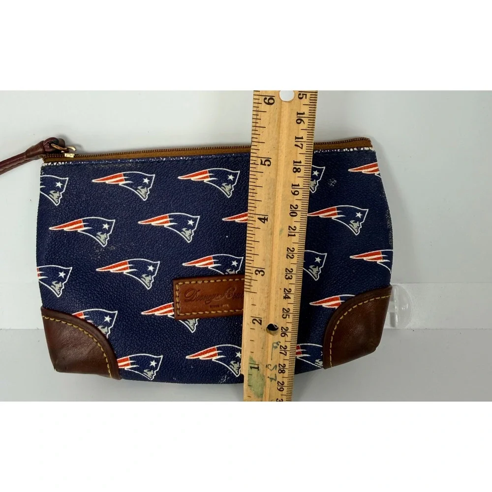 Dooney & Bourke New England Patriots Wristlet Pouch Navy Blue Leather Trim